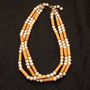 Vintage Wood and faux pearl 16" Necklace